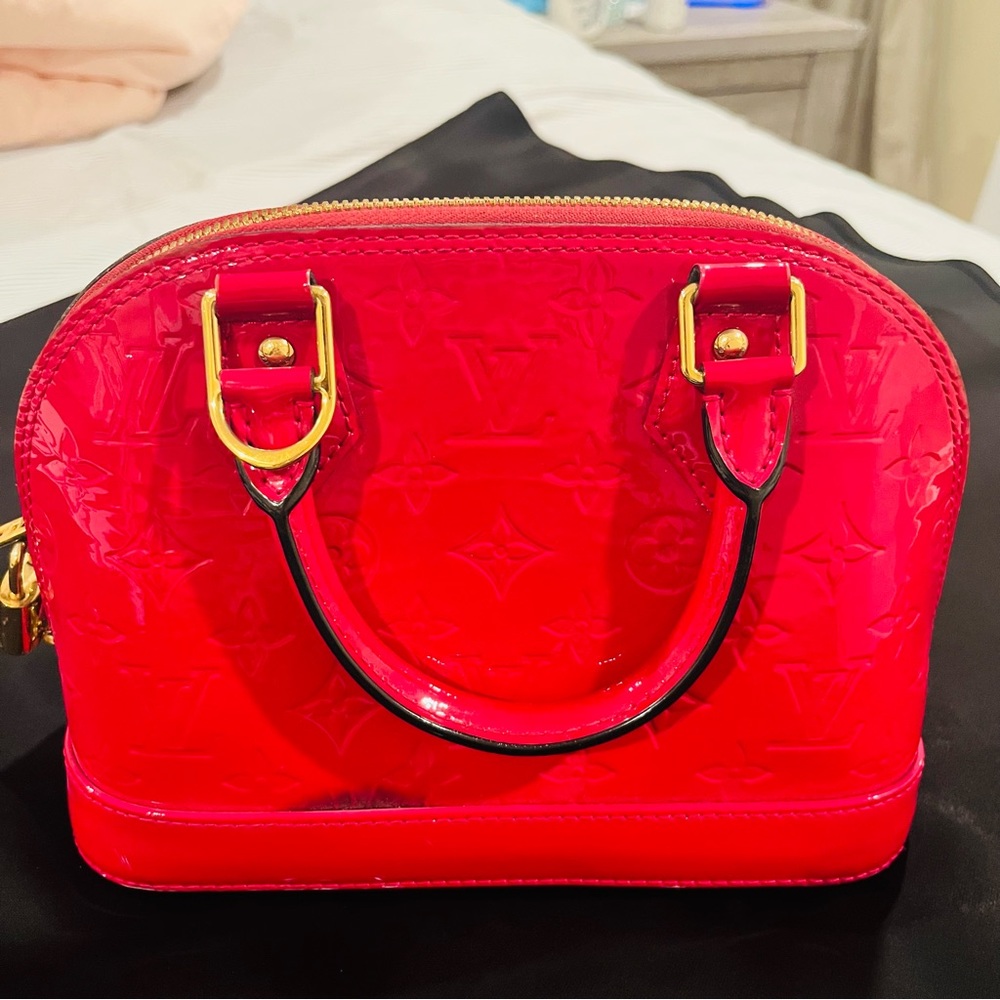 Louis Vuitton Alma BB Monogram Vernis leather mini used